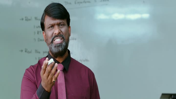 Screenshot Of Hello Guru Prema Kosame (2018) Hindi Dubbed Movie