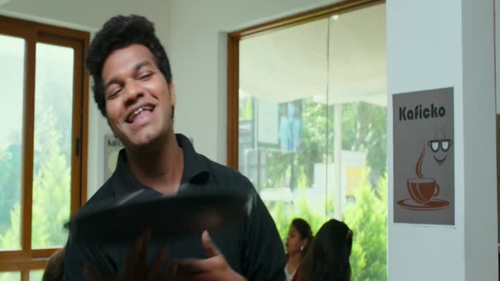 Screenshot Of Hello Guru Prema Kosame (2018) Hindi Dubbed Movie