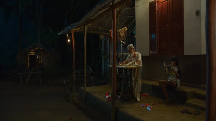 Screenshot Of Minnal Murali (2021) Hindi Dubbed Full Movie