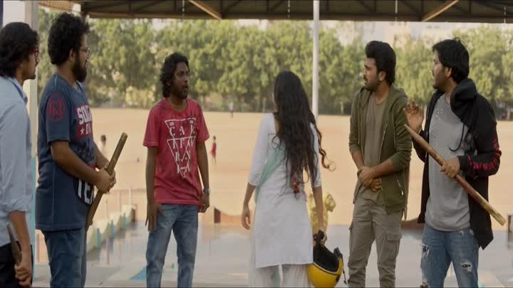 Screenshot Of Padi Padi Leche Manasu (2018) Hindi Dubbed Full Movie