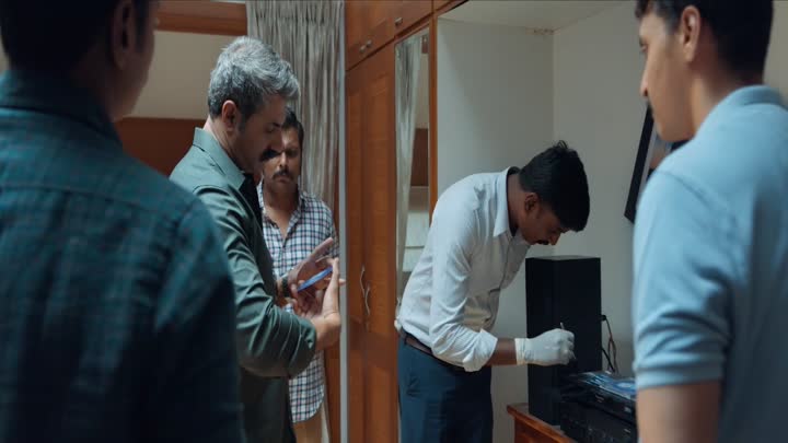 Screenshot Of Battery (2022) Hindi Dubbed Full Movie