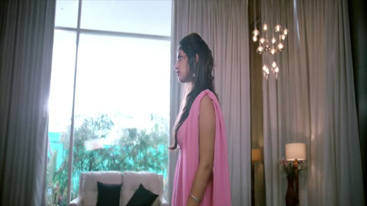 Screenshot Of Kiss (2019) Hindi Dubbed Full Movie