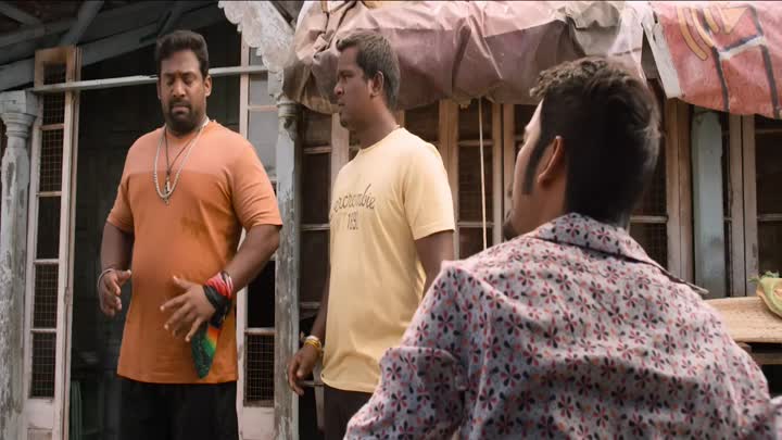 Screenshot Of Maari (2015) Hindi Dubbed Movie